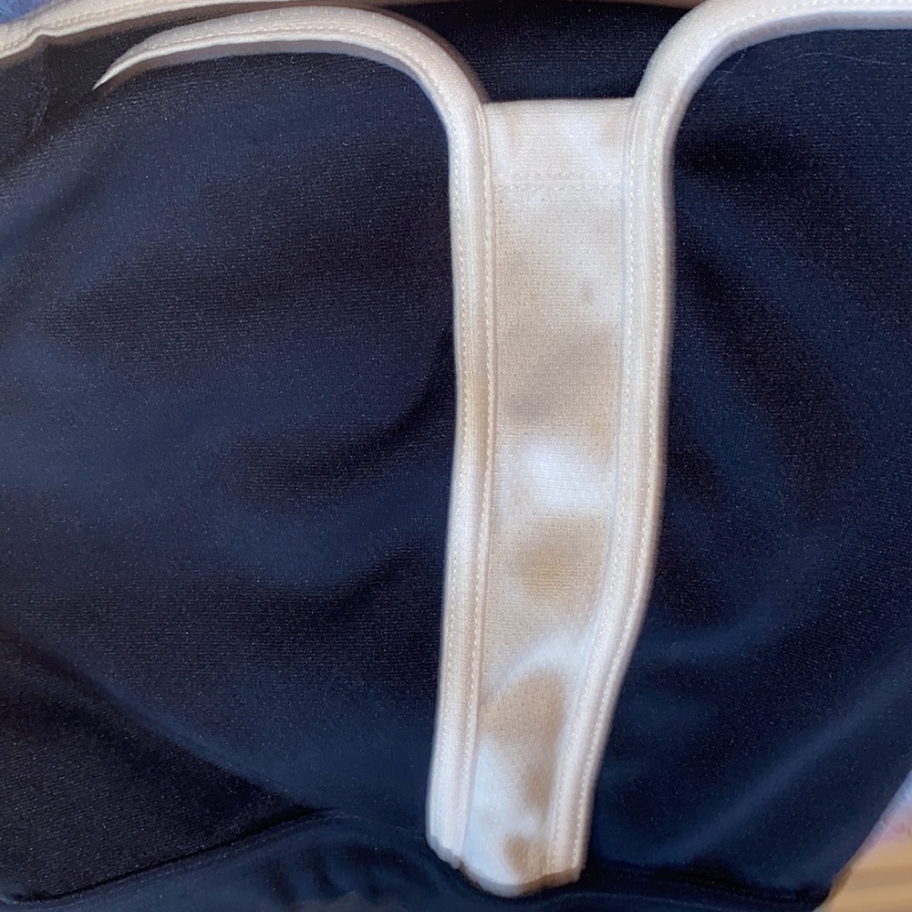 Shorts - Picture 2 of 9